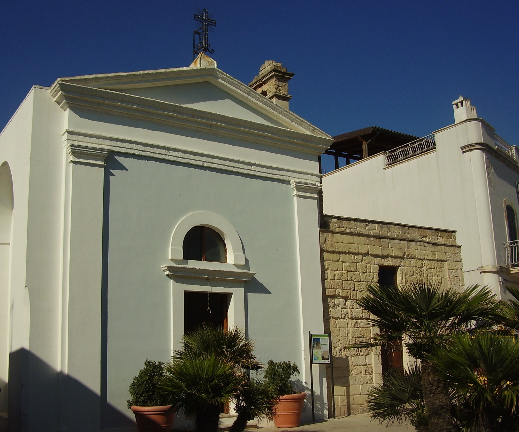 Porto Cesareo — Chiesa della Madonna del Perpetuo Soccorso