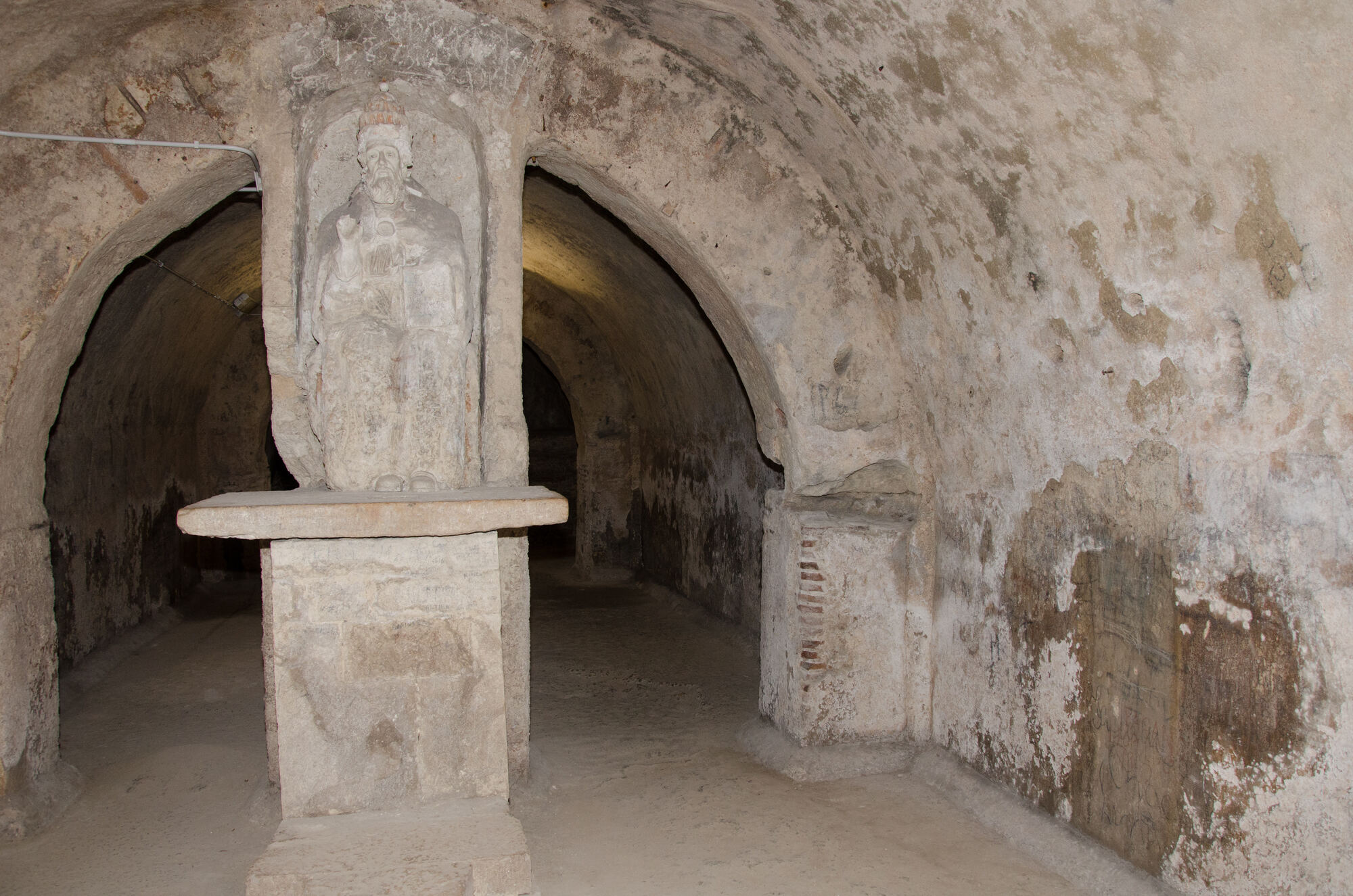 Ruvo Di Puglia — Grotta di San Cleto