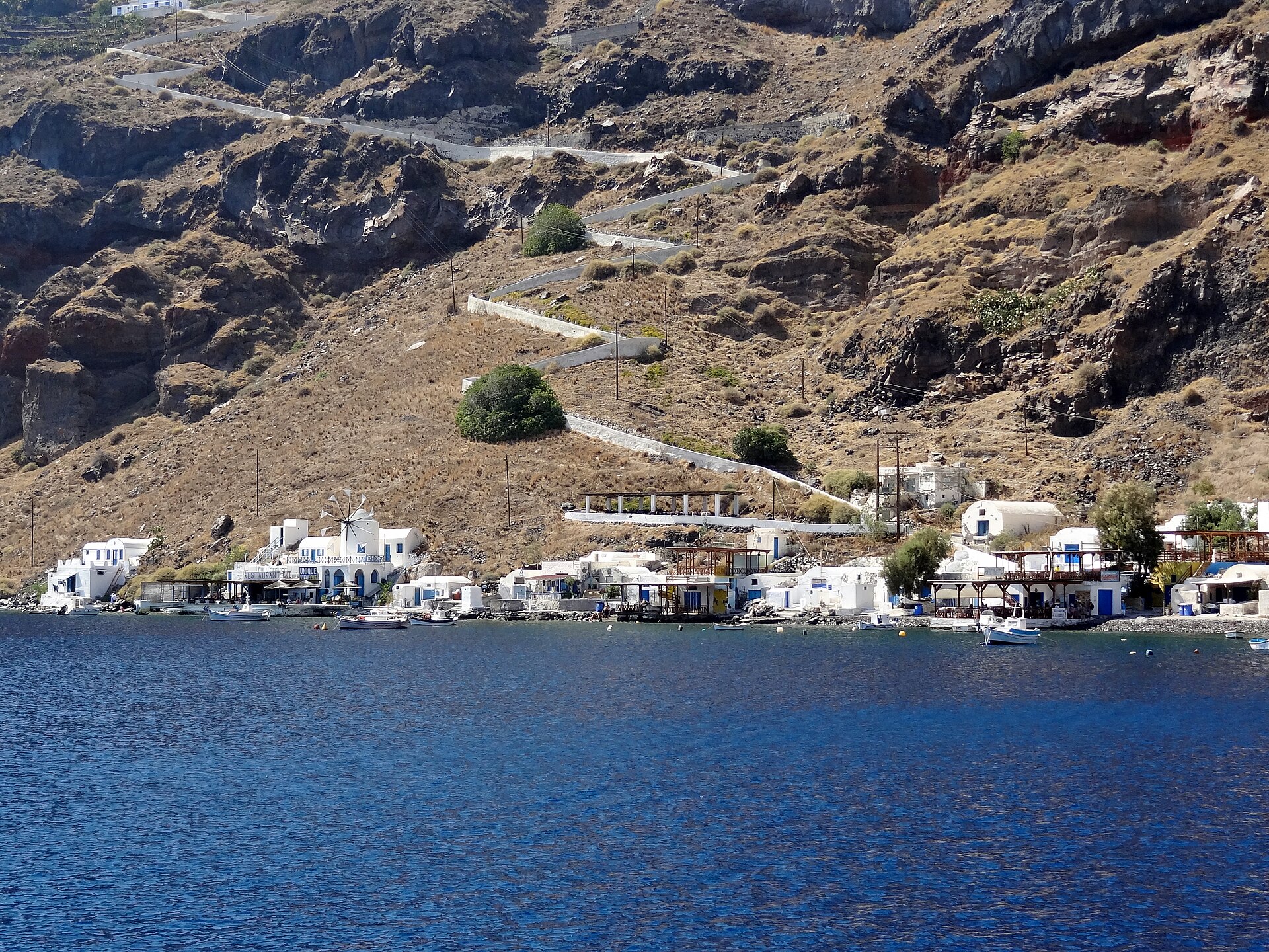Thirasia Trail 6 - Korfos - Manolas