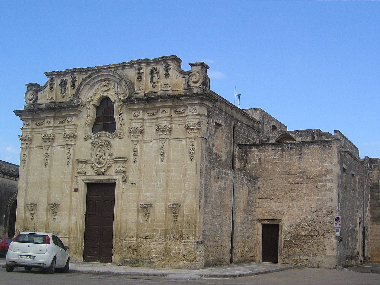 Castri di Lecce — Nei dintorni