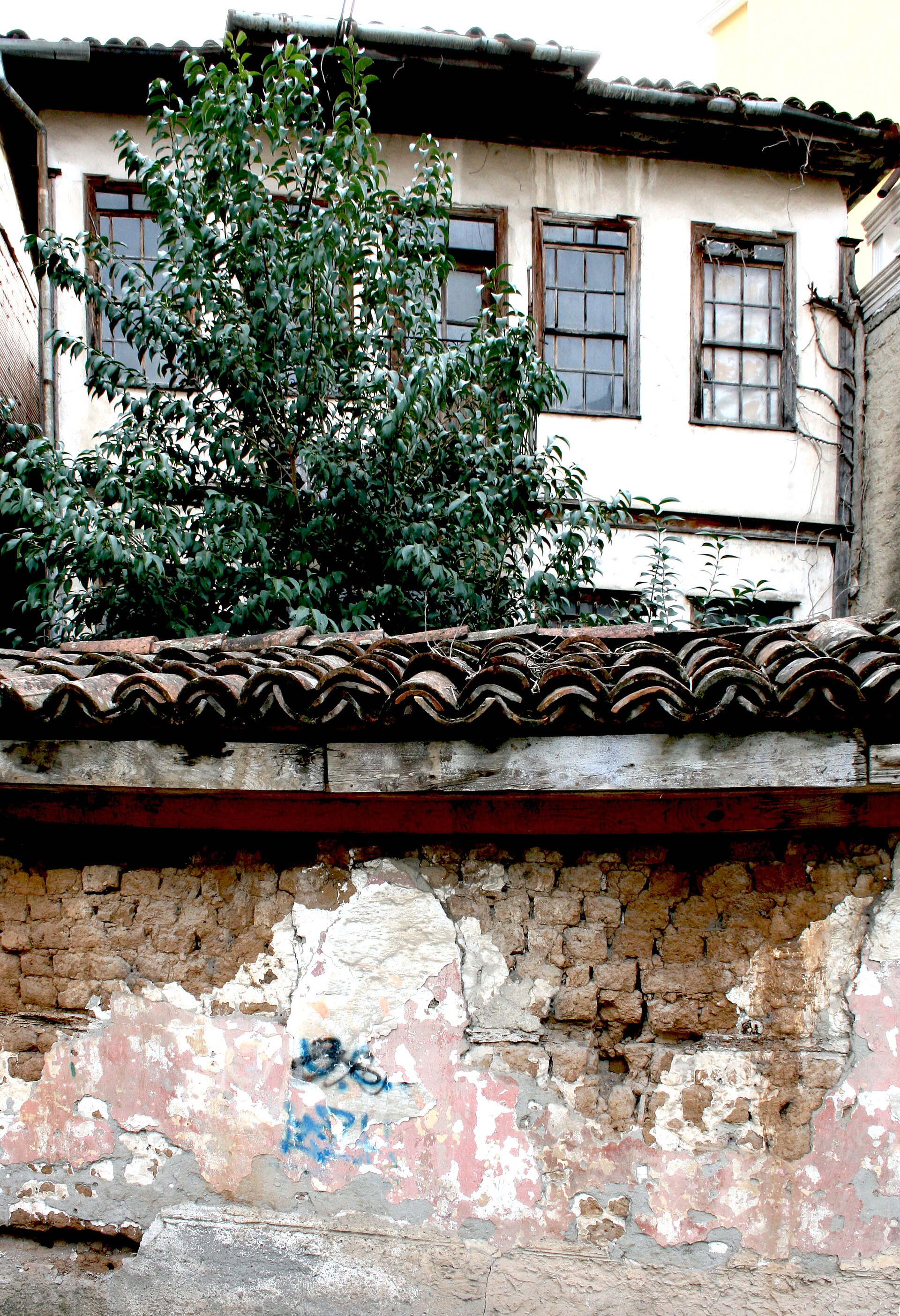 Tiranë