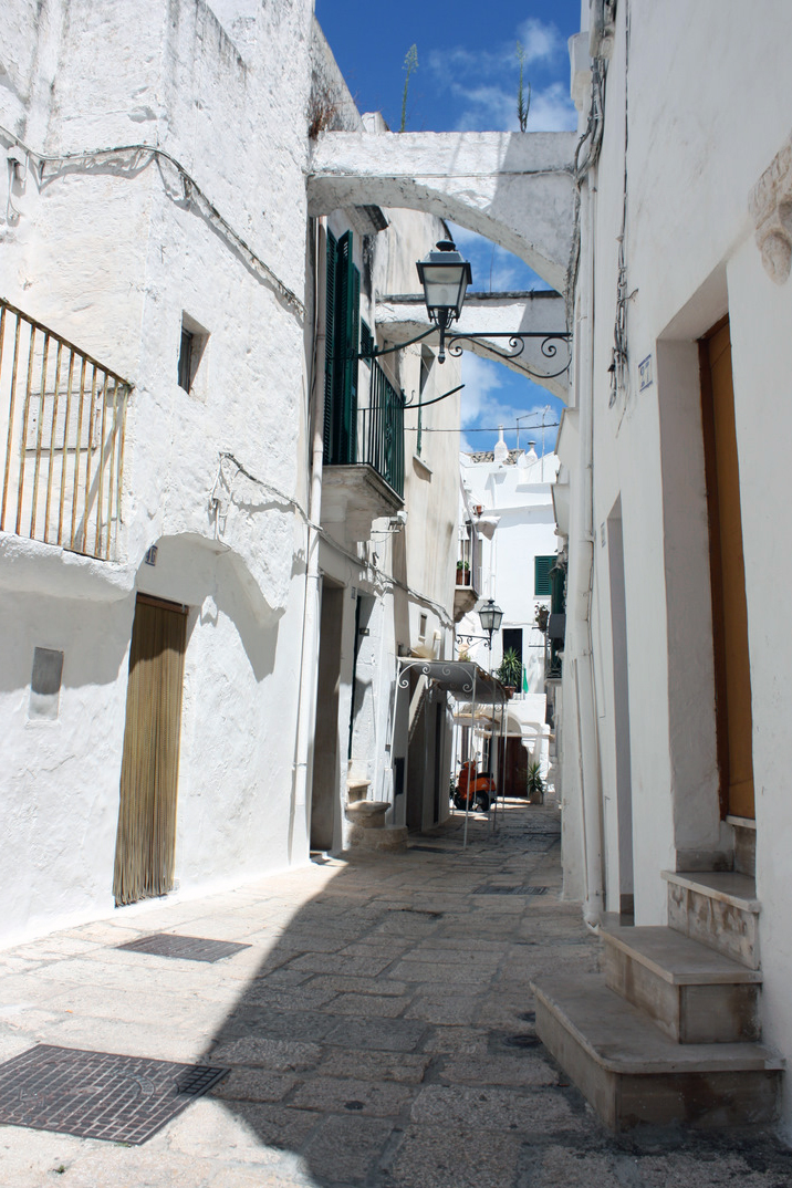 Valle d'Itria — Vicolo del centro storico di Cisternino