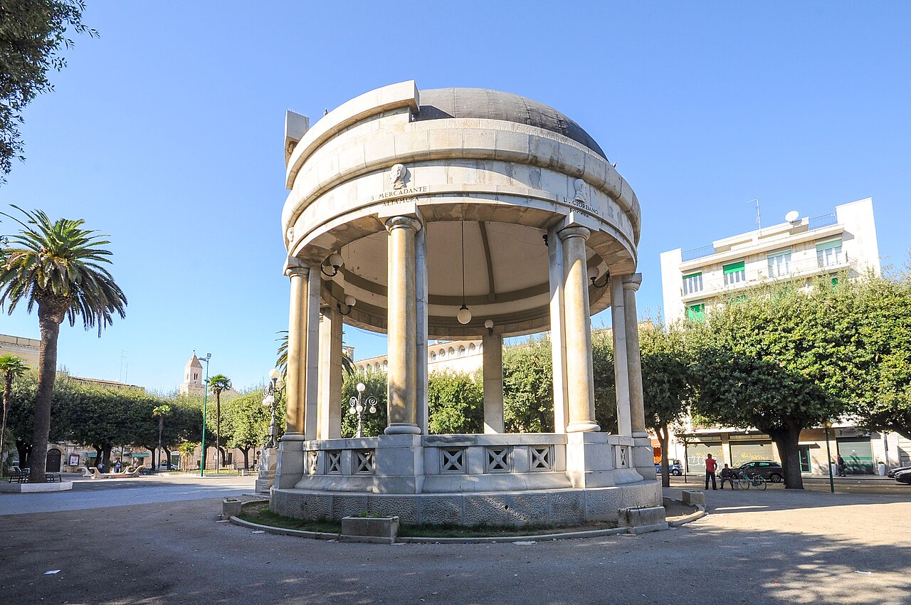 Acquaviva Delle Fonti — Cassarmonica
