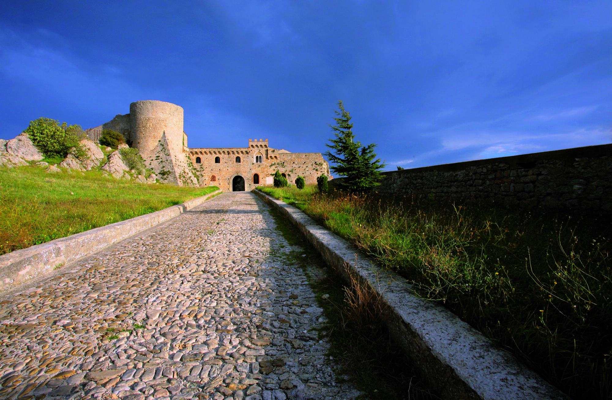 Bovino — Castello Ducale dei Guevara