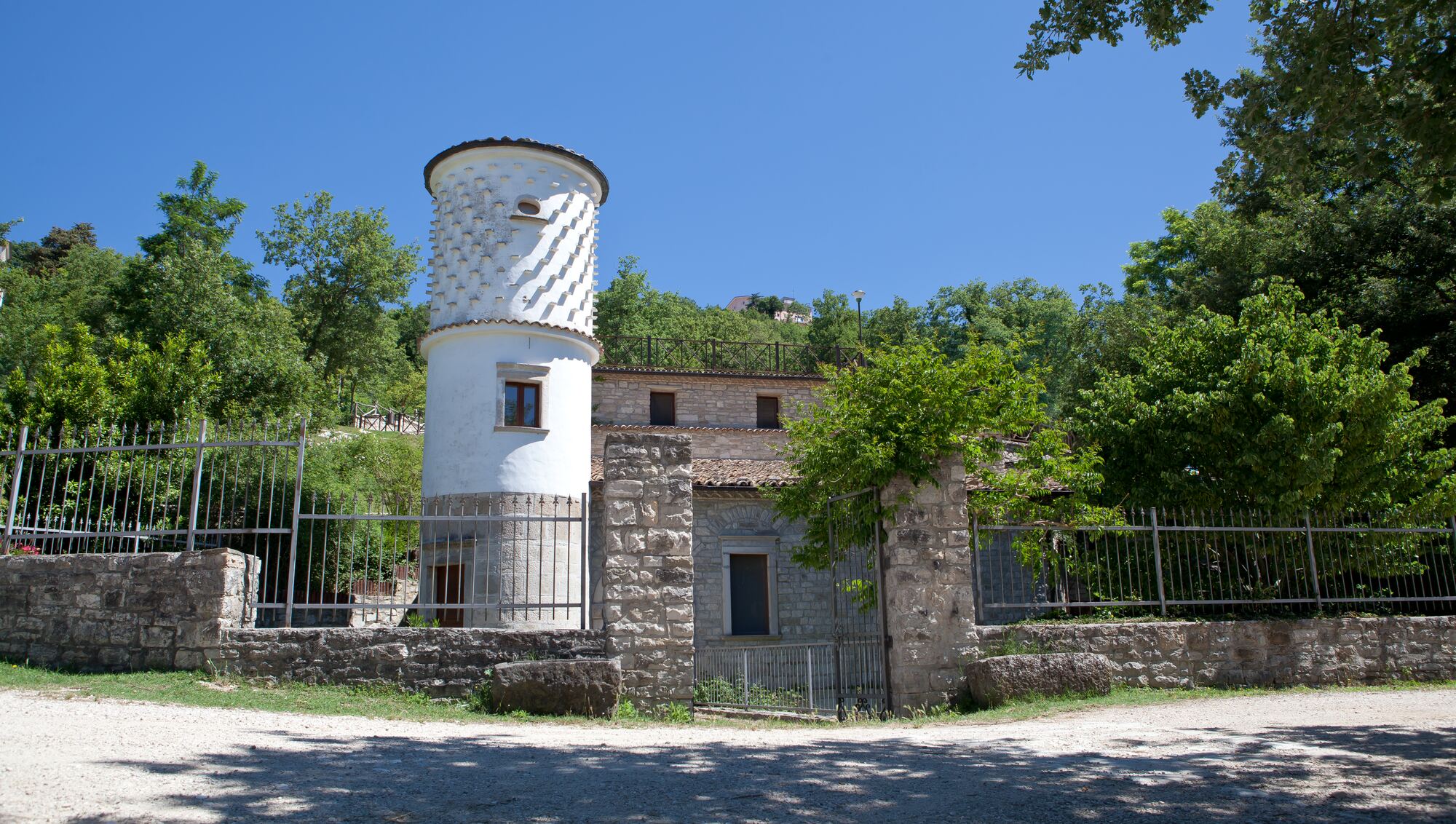 Roseto Valfortore — Palazzo Baronale