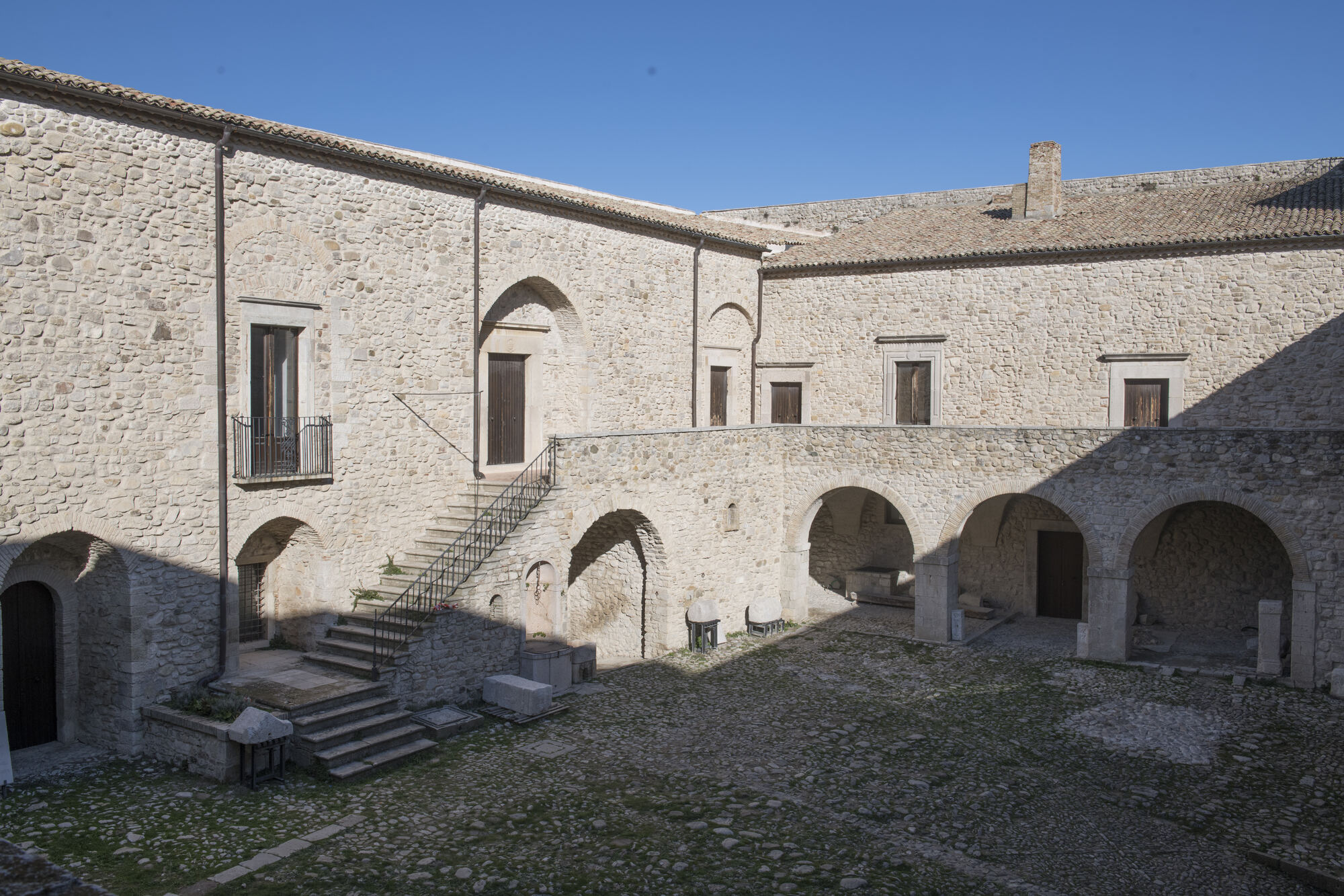 Sant'agata Di Puglia — Castello Imperiale