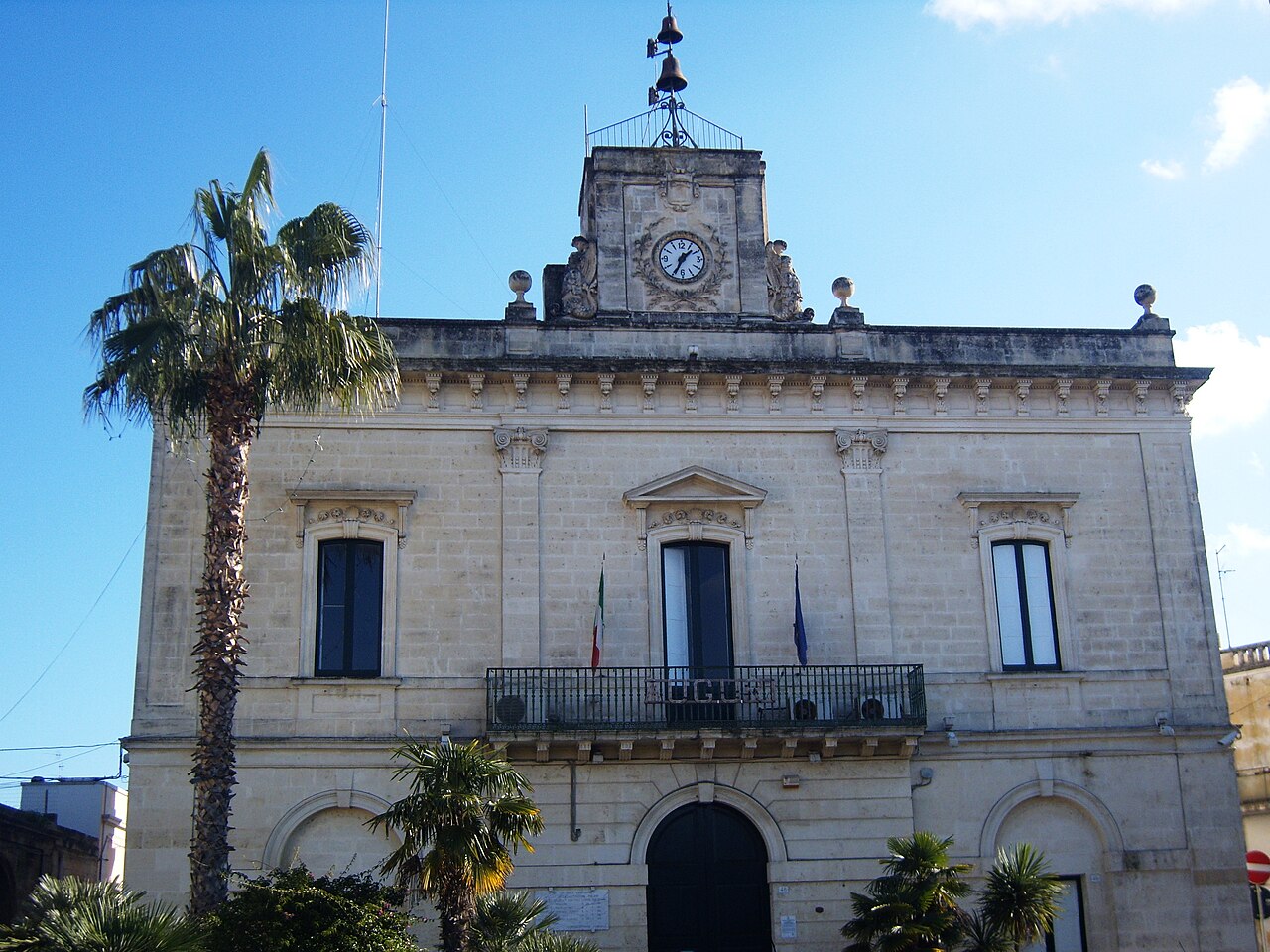 Lizzanello — Palazzo Baronale Loffredo