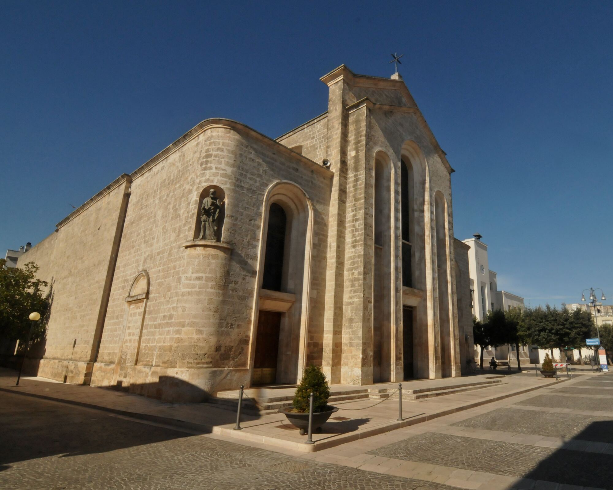 San Michele Salentino — Chiesa Madre di San Michele Arcangelo
