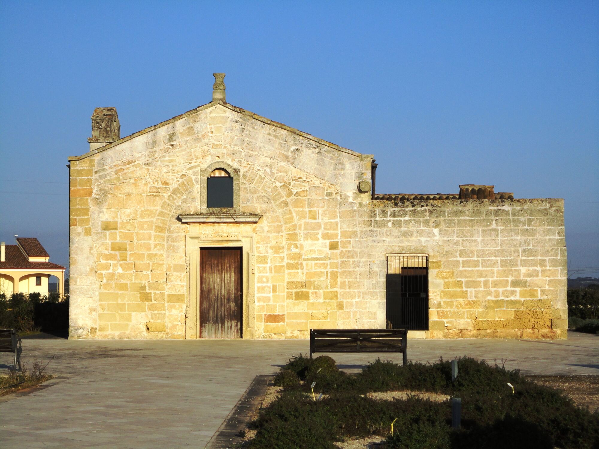 Botrugno — Palazzo Marulli