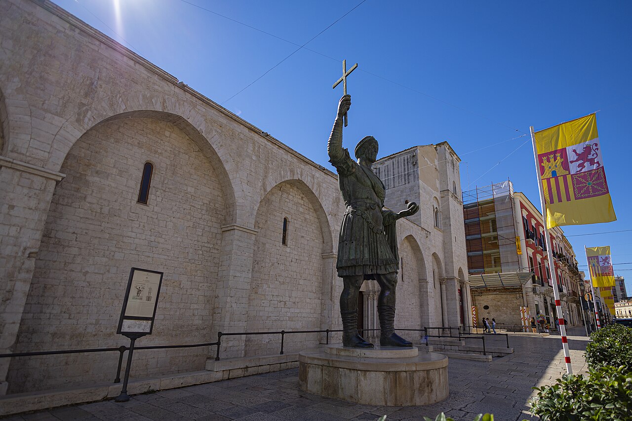 Barletta — Colosso Eraclio