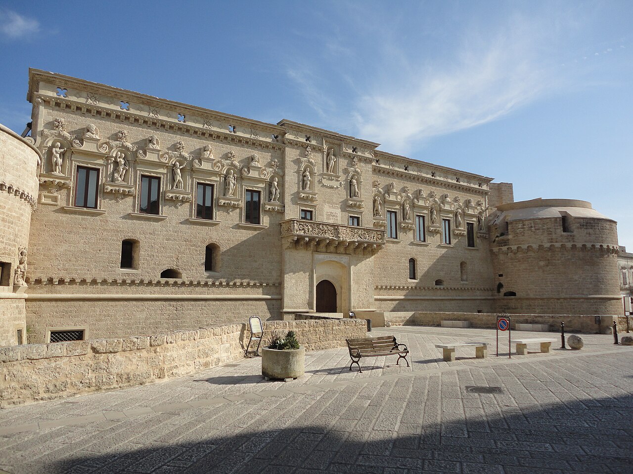Corigliano D'otranto — L'Arco Lucchetti