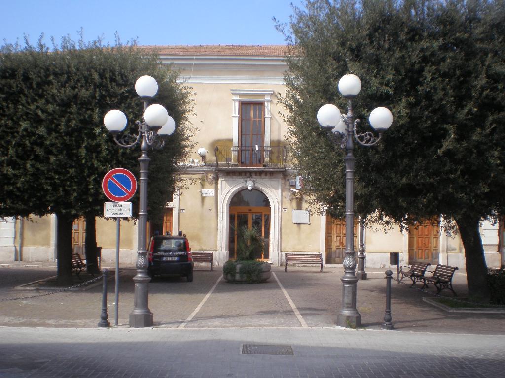 Castelluccio Dei Sauri — Sauri