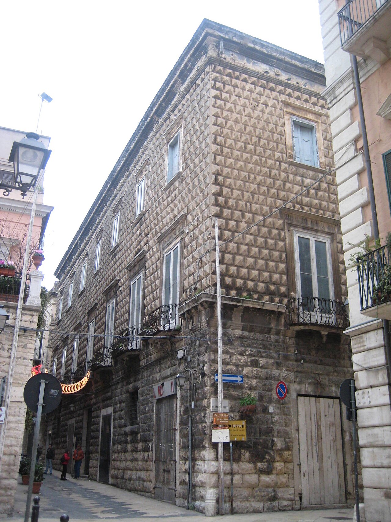 Bisceglie — Palazzo Tupputi
