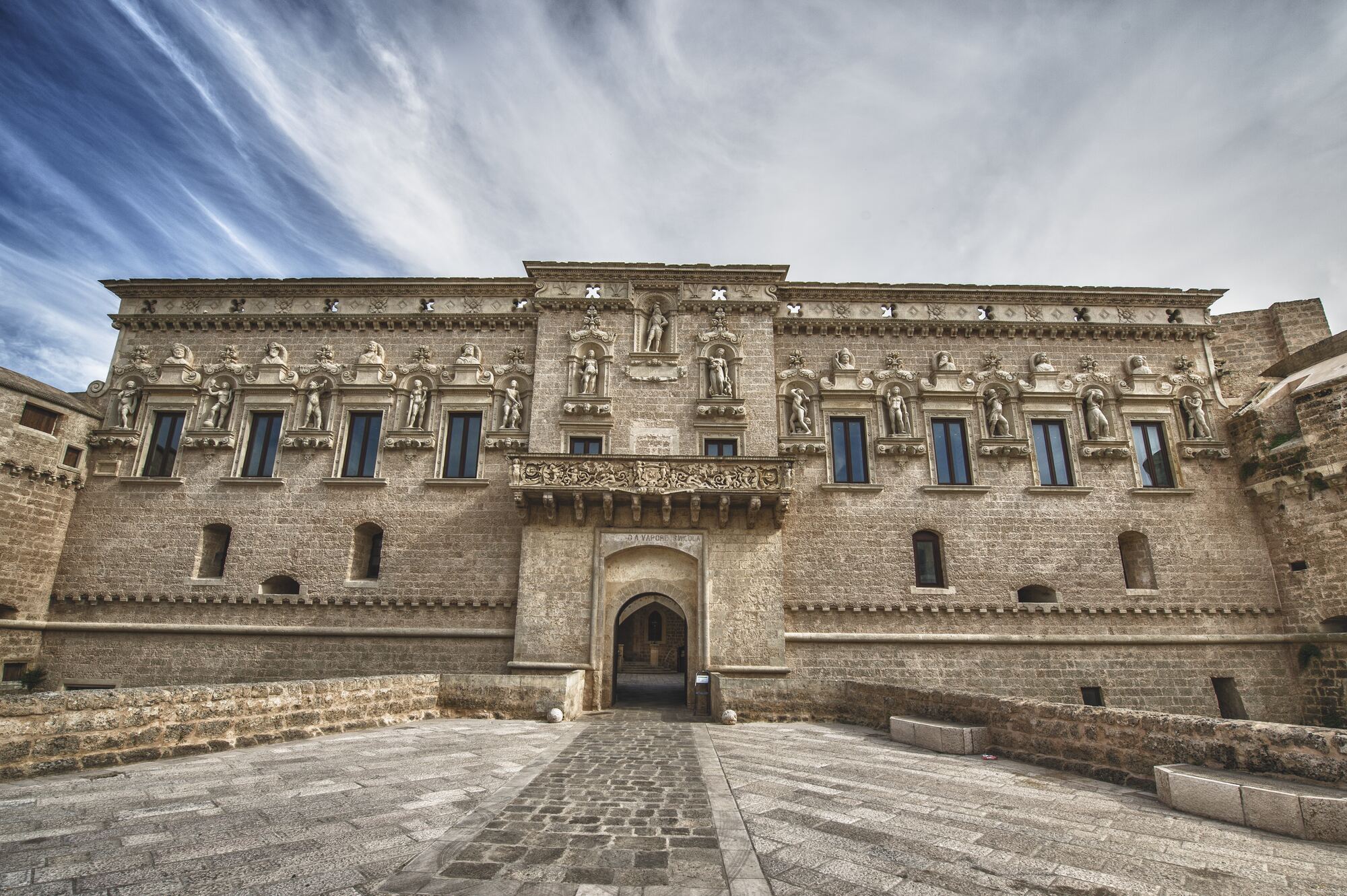 Corigliano D'otranto — Castello de' Monti