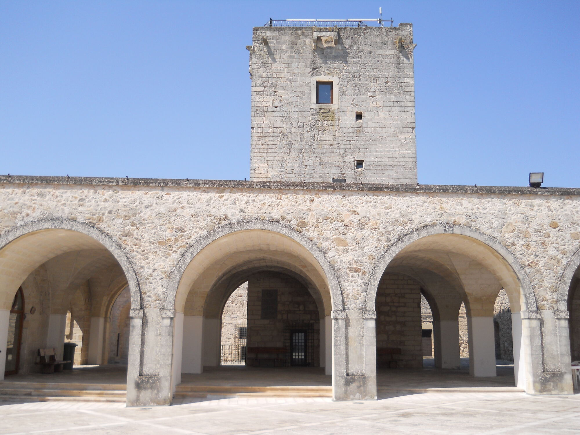 Nociglia — Palazzo Baronale