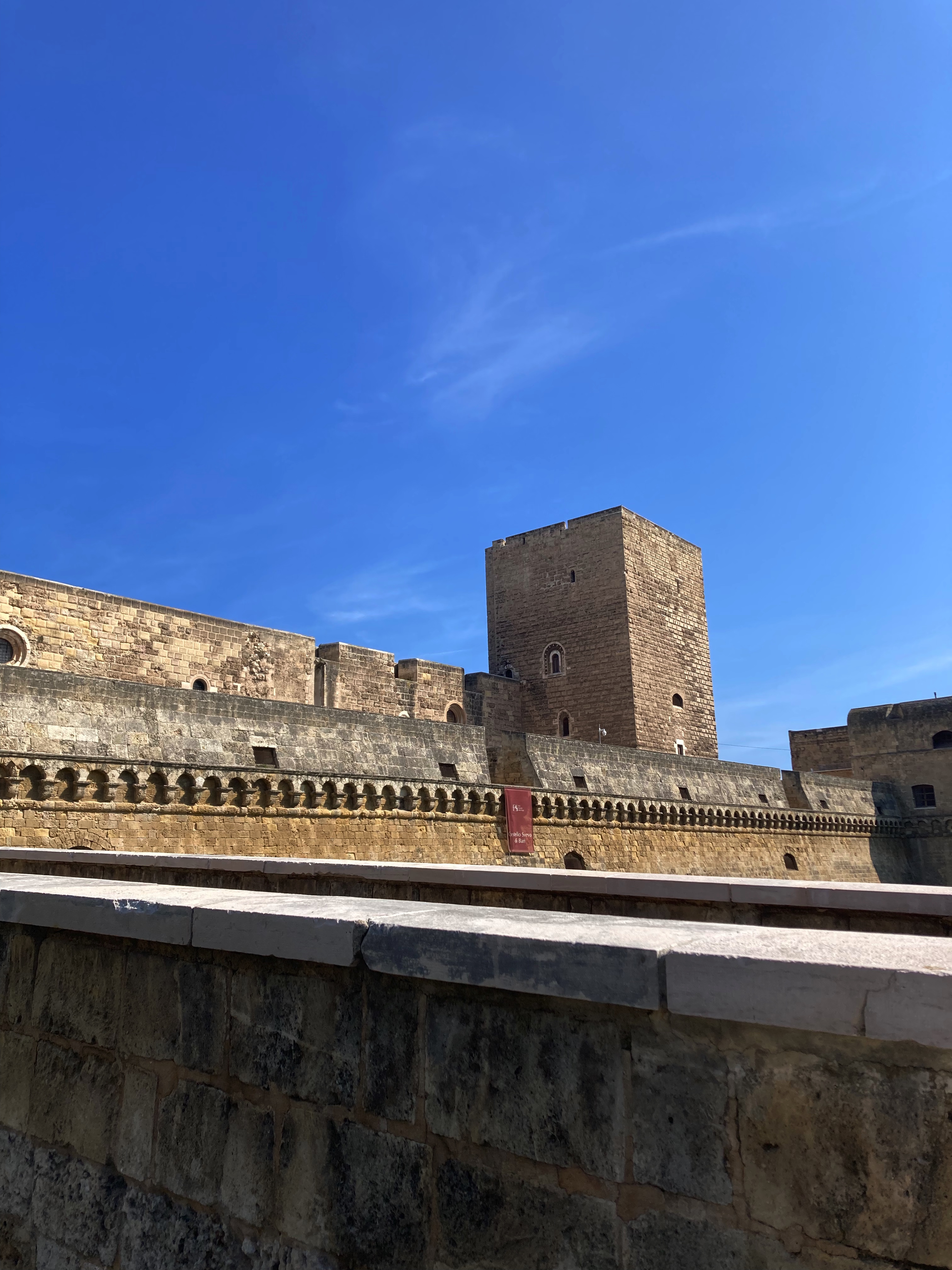 Bari — Castello Svevo
